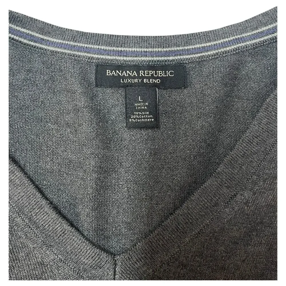 Banana Republic Sweater Mens L Silk Cashmere Luxury Blend V Neck Preppy Gray